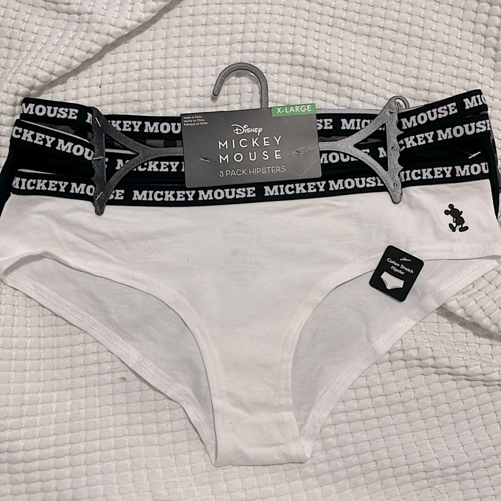 NIP- Disney- XL. 3 Pack Mickey Mouse Cotton Hipster Panties